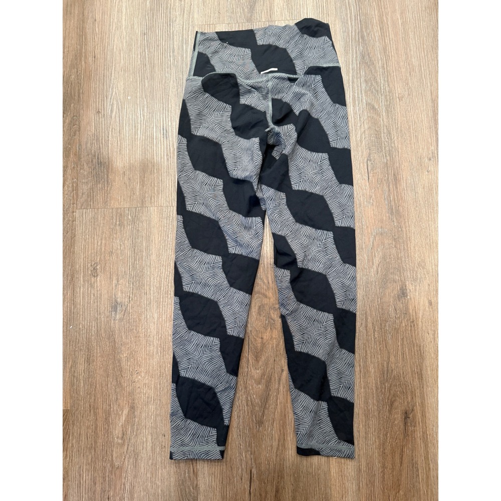 Aerie Chill. Play.‎ Move Leggings Black and Gray Patterned Activewear